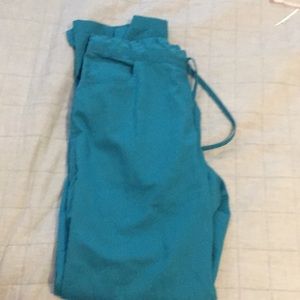 Teal scrubs GREYS ANATOMY
